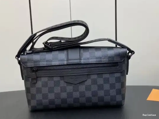 Fake Louis Bags LOUIS VUITTON Messenger S-Cape 0610
